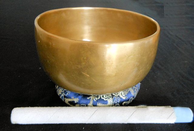 7" 'D' Sacral Chakra Authentic Antique Old Tibetan Singing Bowl