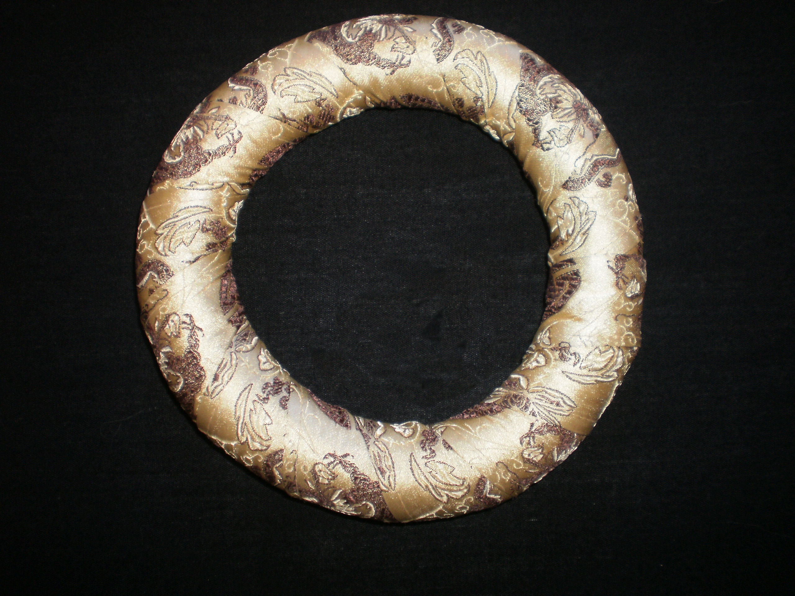 Large Cushioned Ring